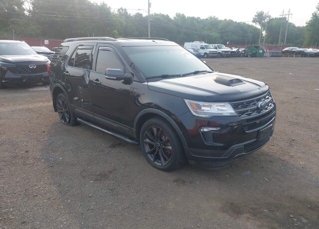 2018 FORD Explorer