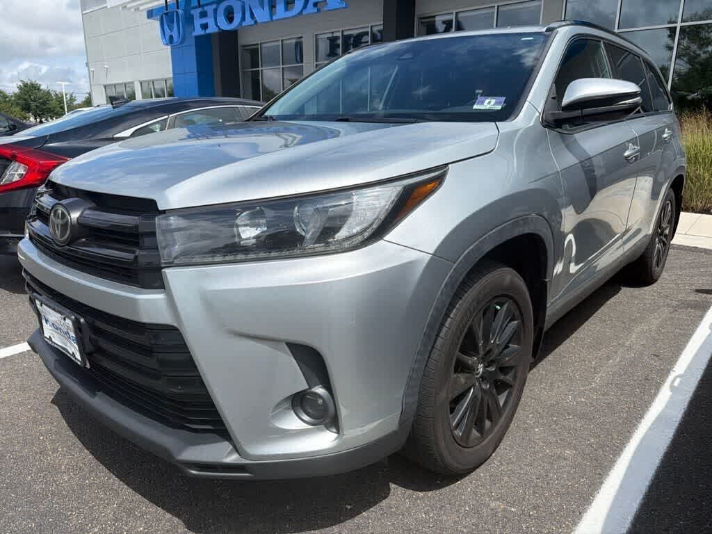 2019 TOYOTA Highlander