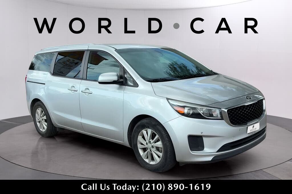 2017 KIA Sedona