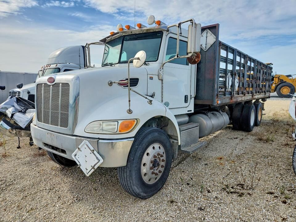 2009 PETERBILT 340