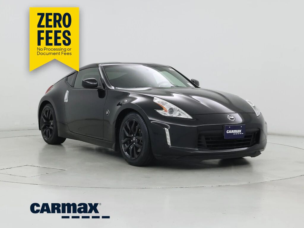 2017 NISSAN 370Z