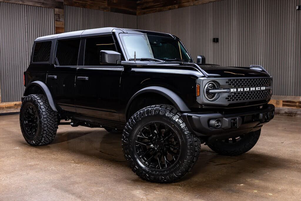 2025 FORD Bronco