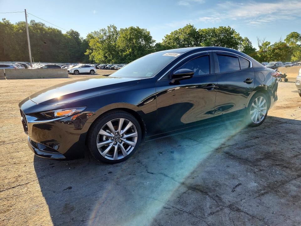 2022 MAZDA Mazda3