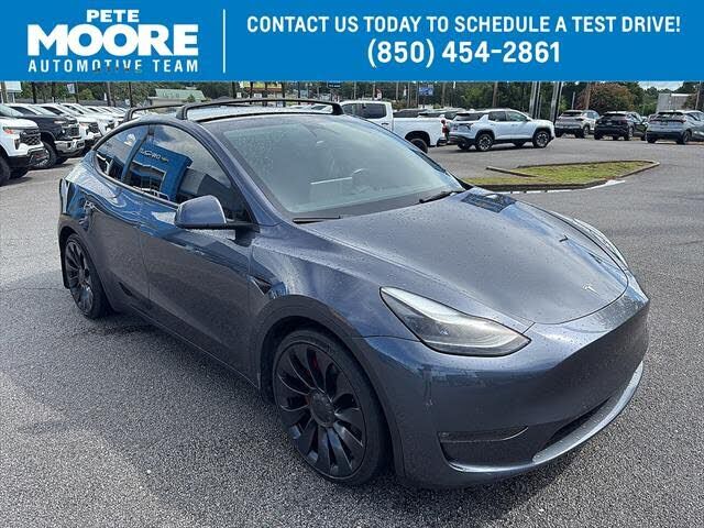 2022 TESLA Model Y