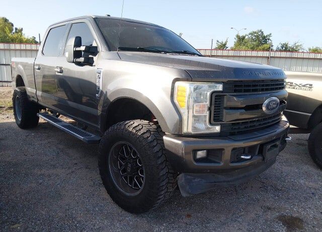 2017 FORD F-250