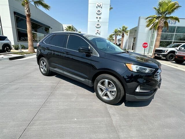2022 FORD Edge