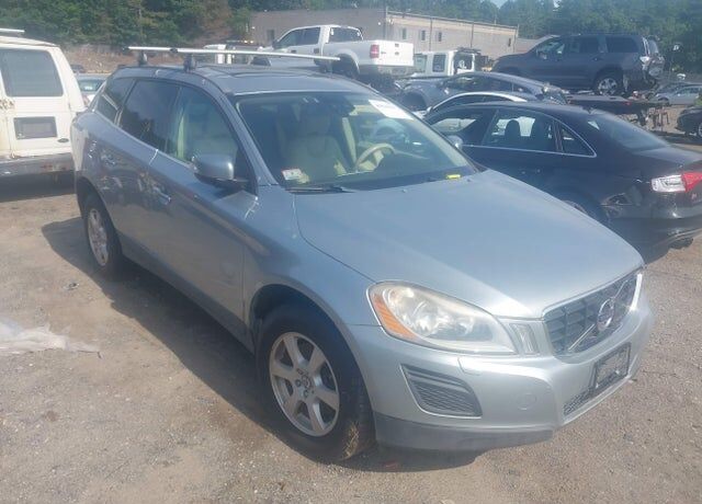2011 VOLVO XC60