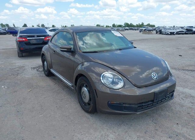 2014 VOLKSWAGEN Beetle