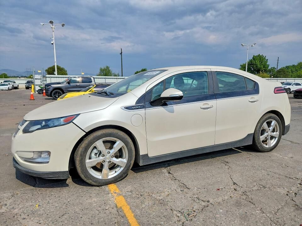 2014 CHEVROLET Volt