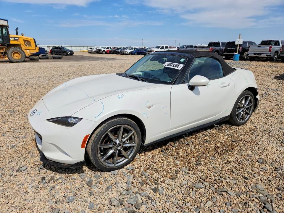 2022 MAZDA MX-5