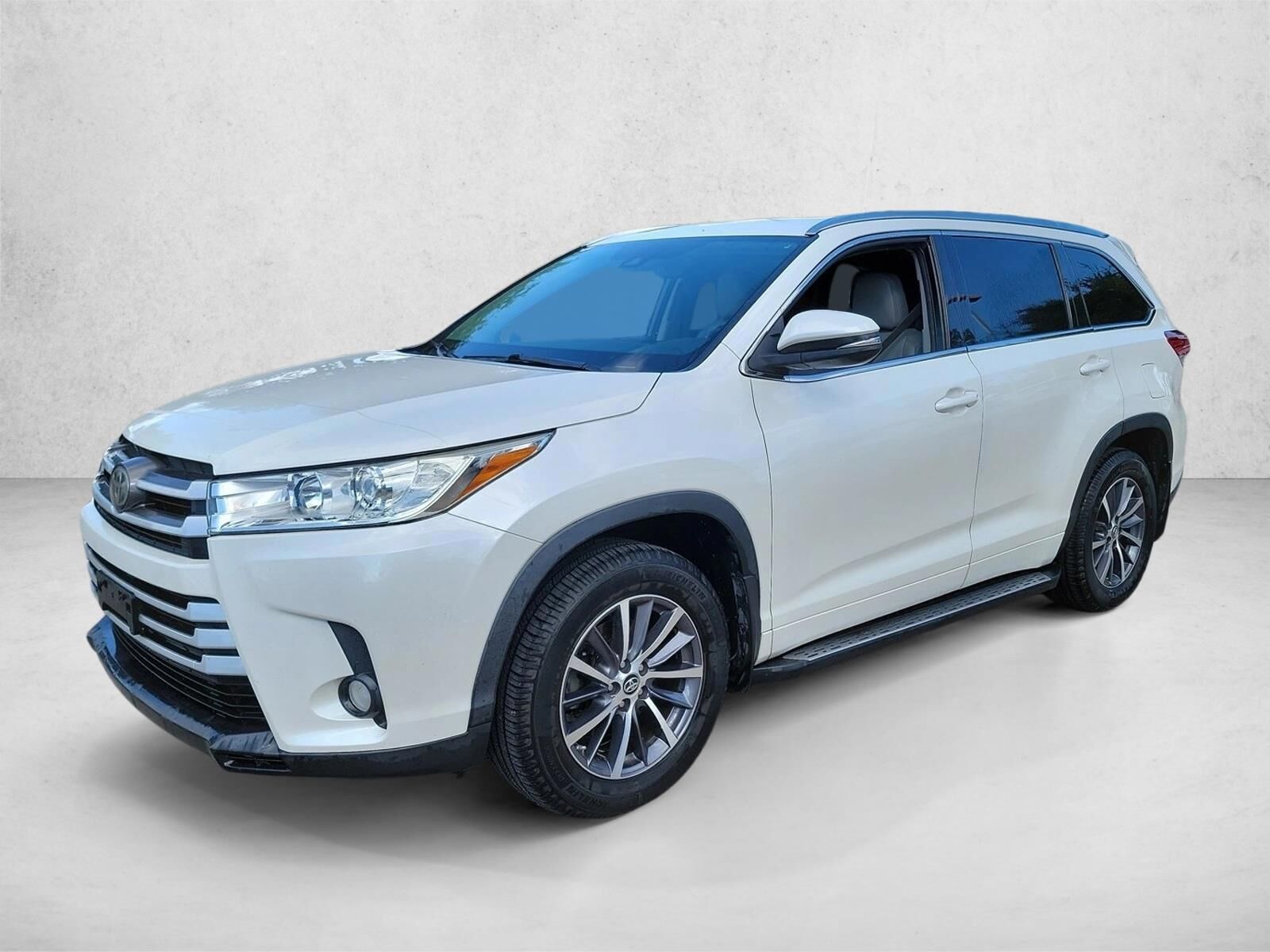 2018 TOYOTA Highlander