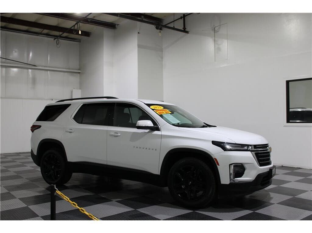 2023 CHEVROLET Traverse