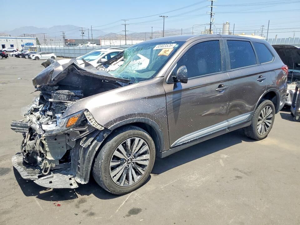 2020 MITSUBISHI Outlander