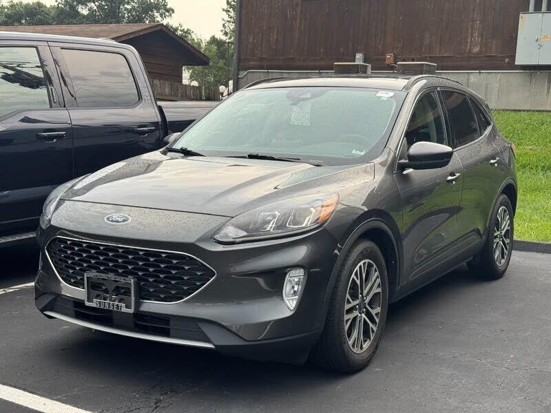 2020 FORD Escape