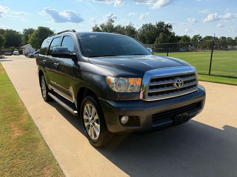 2012 TOYOTA Sequoia