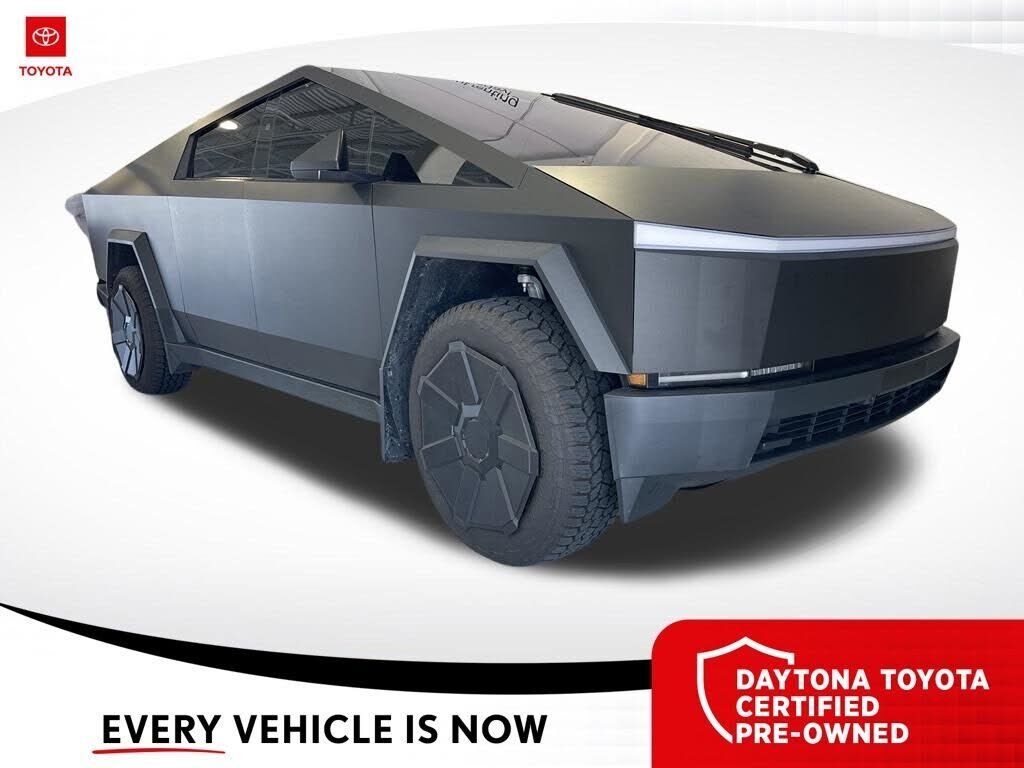 2024 TESLA Cybertruck