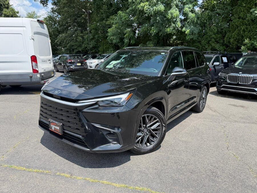 2025 LEXUS TX