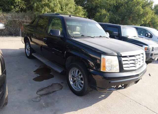 2005 CADILLAC Escalade