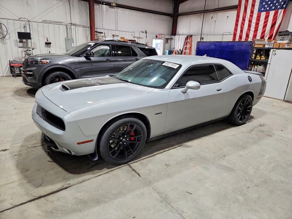 2019 DODGE Challenger