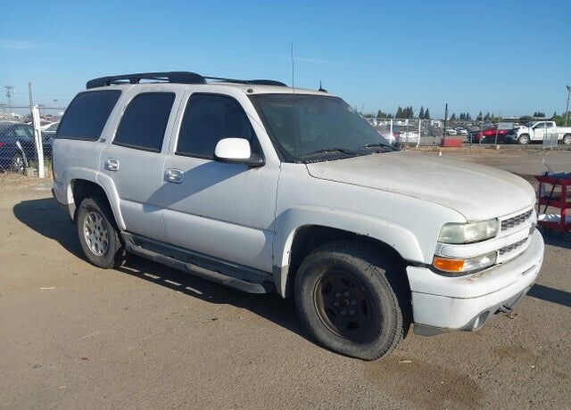 2004 CHEVROLET Tahoe