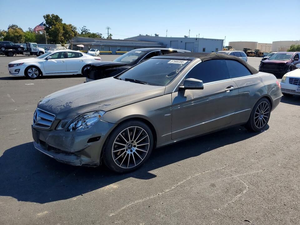 2012 MERCEDES-BENZ E-Class