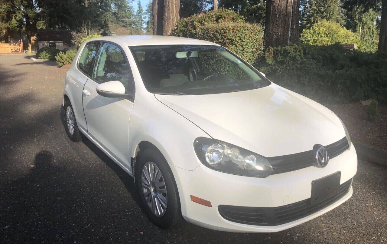 2010 VOLKSWAGEN Golf