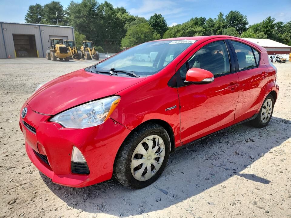 2014 TOYOTA Prius