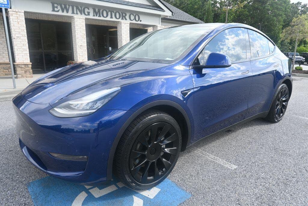 2020 TESLA Model Y