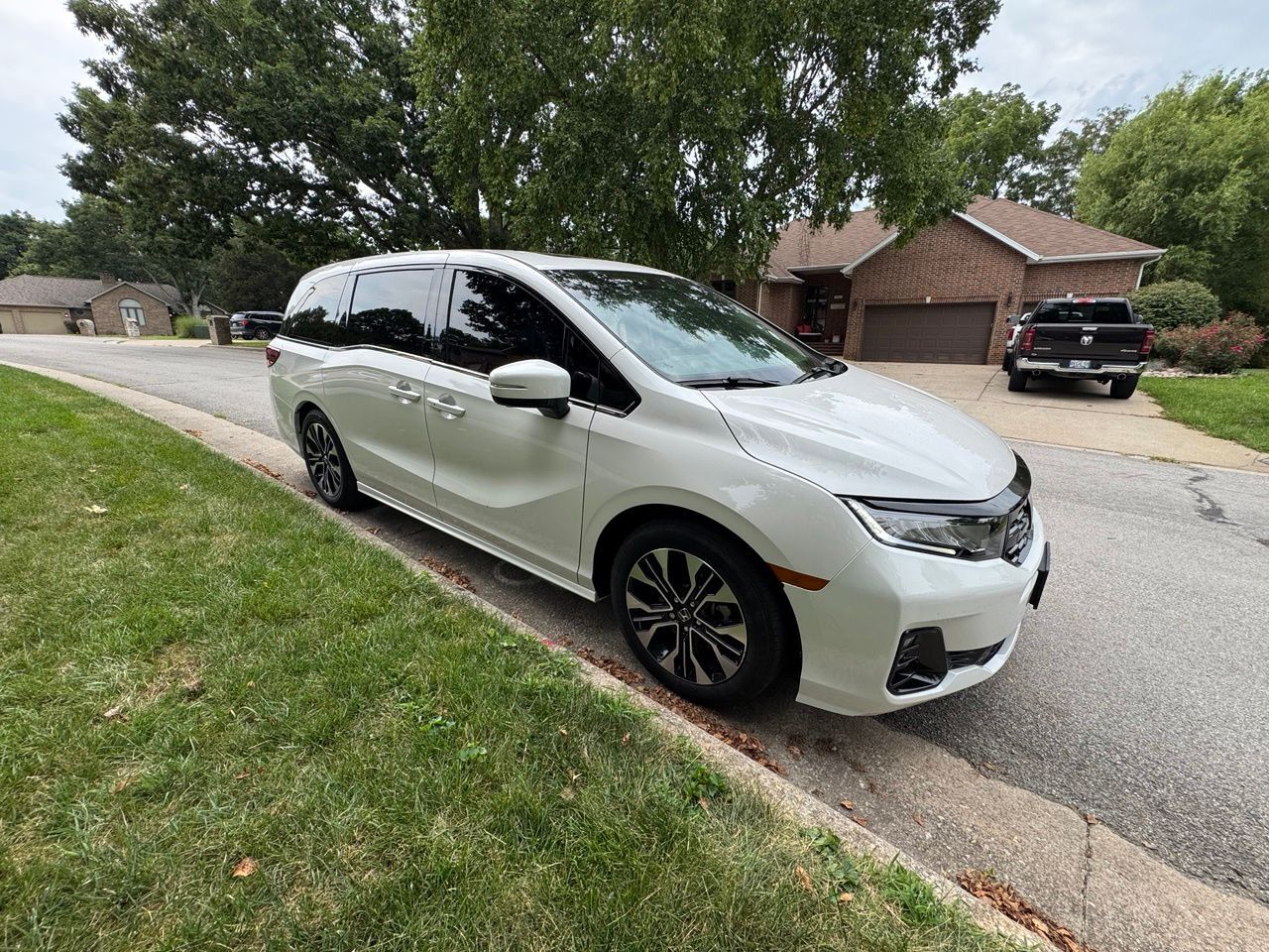2025 HONDA Odyssey