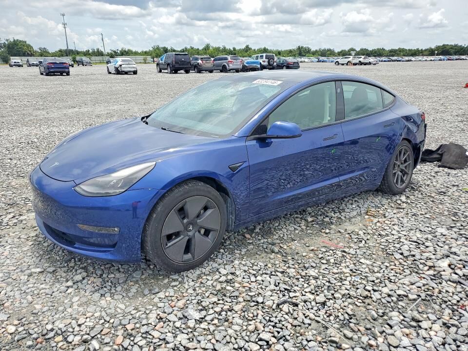 2021 TESLA Model 3