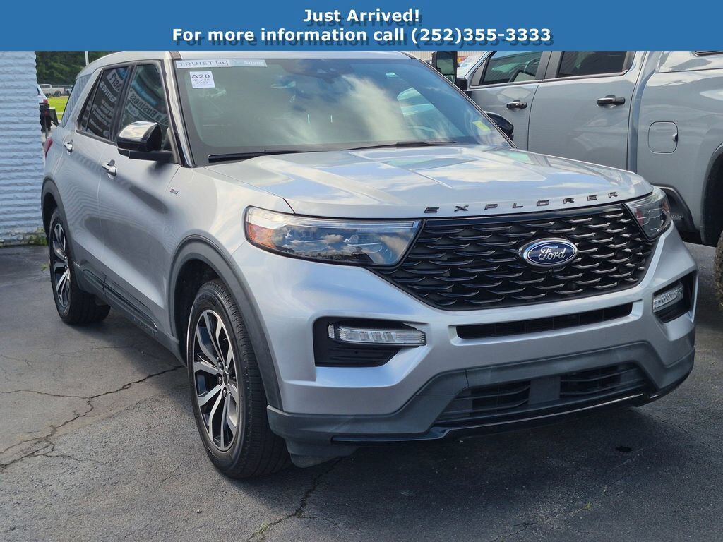2022 FORD Explorer