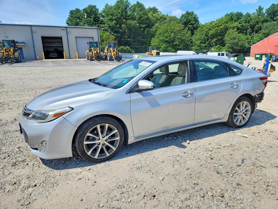 2014 TOYOTA Avalon