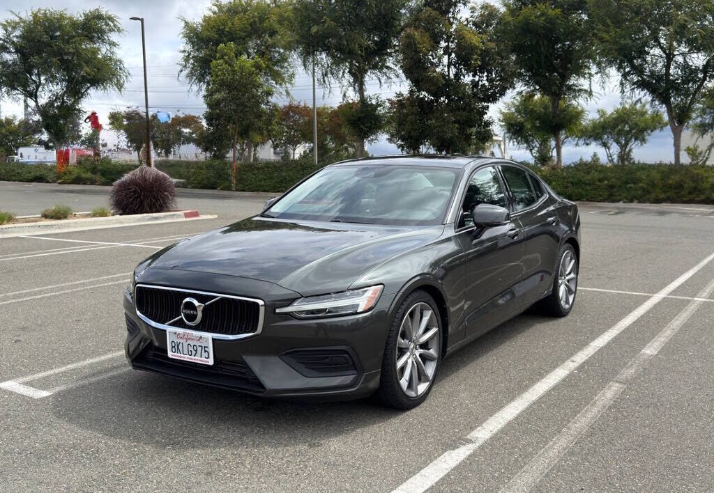 2019 VOLVO S60