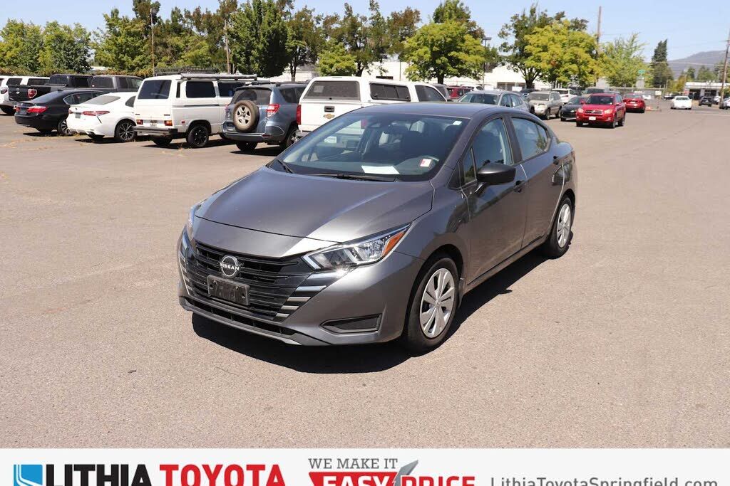 2023 NISSAN Versa