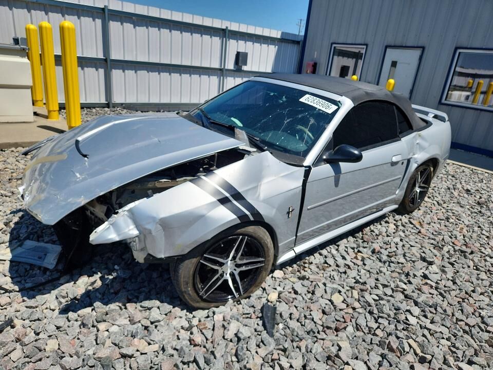 2003 FORD Mustang