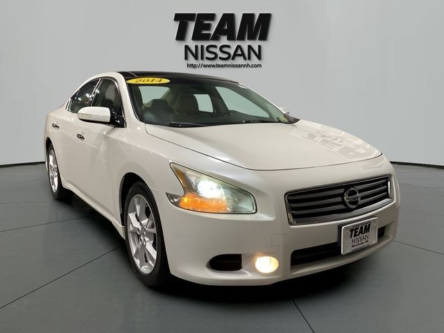 2014 NISSAN Maxima