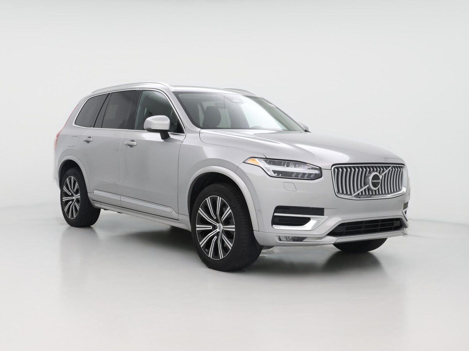 2023 VOLVO XC90
