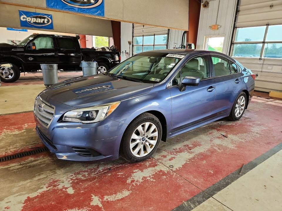 2015 SUBARU Legacy