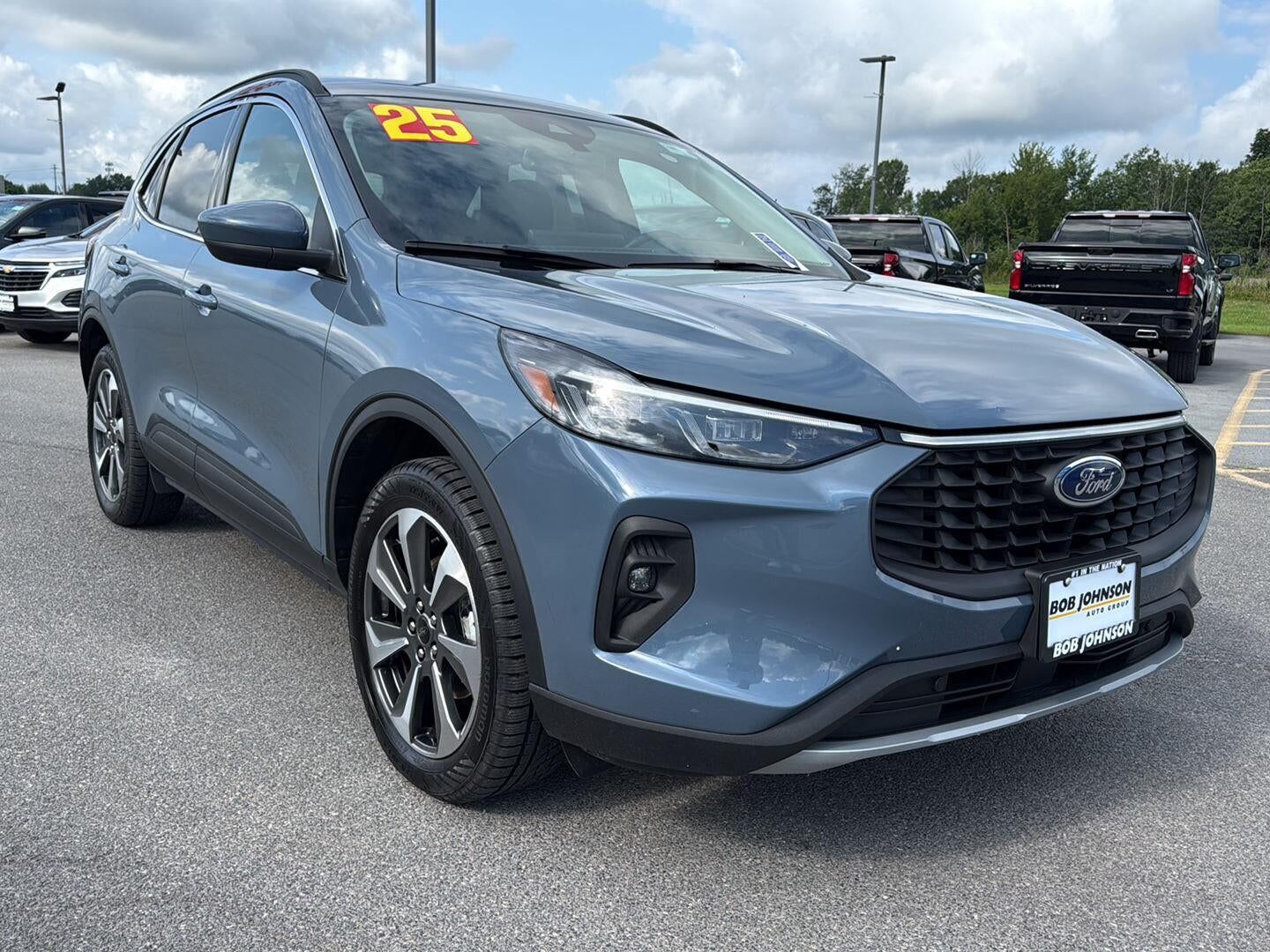 2025 FORD Escape