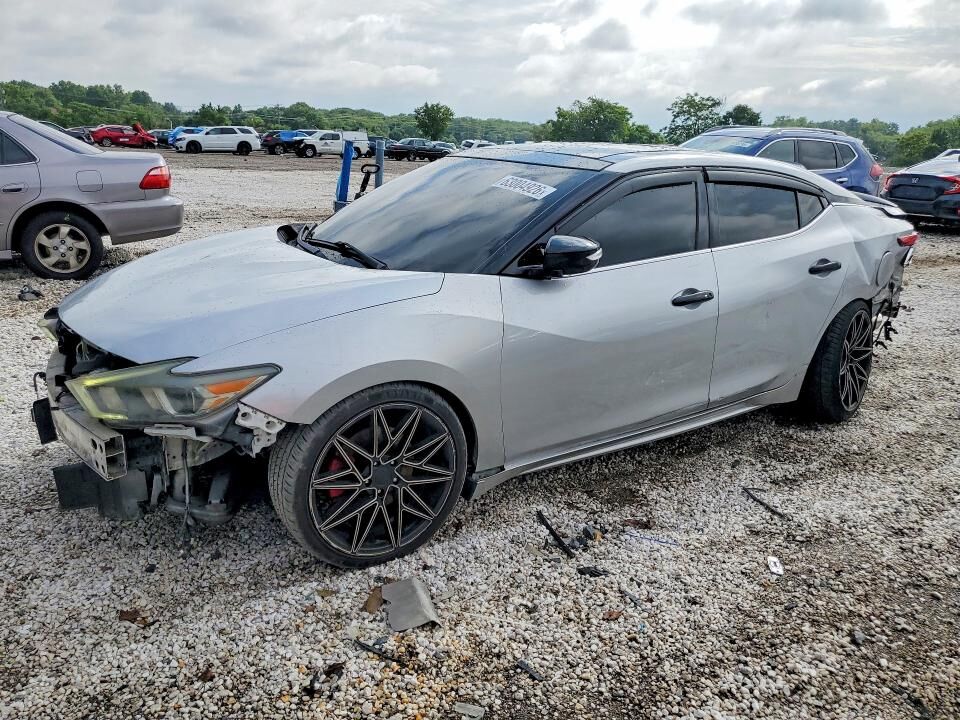 2016 NISSAN Maxima