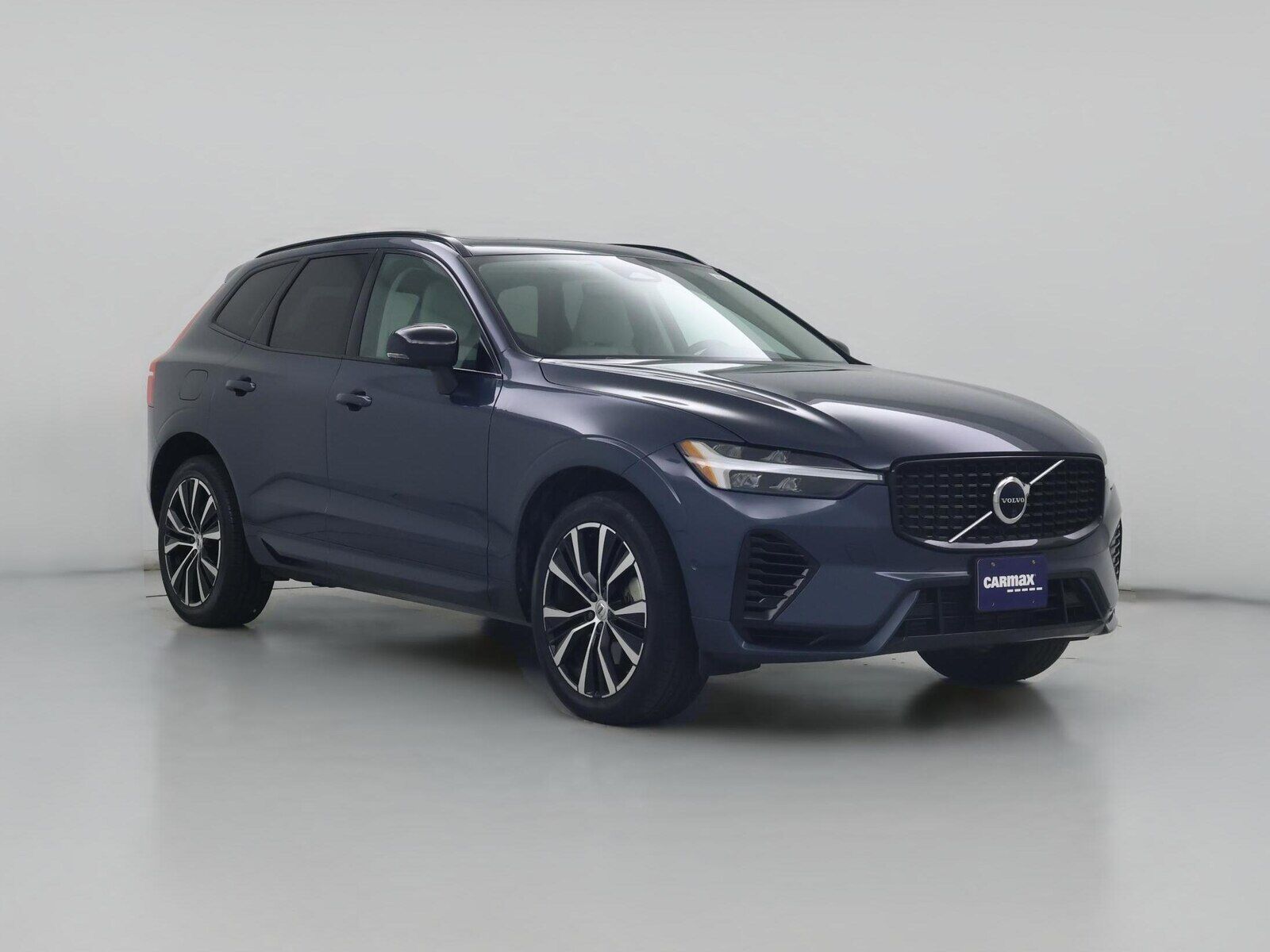 2023 VOLVO XC60