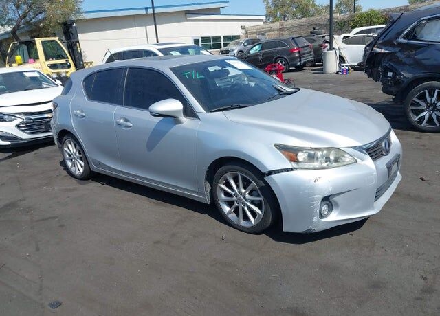 2011 LEXUS CT