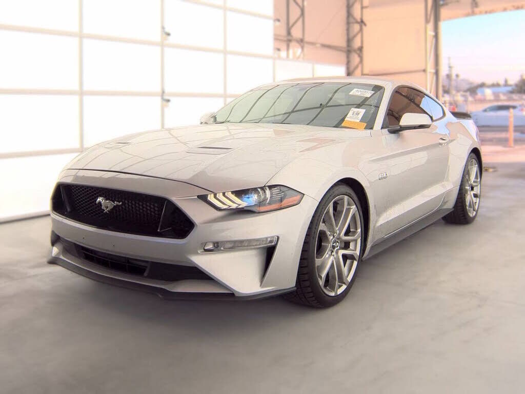 2019 FORD Mustang