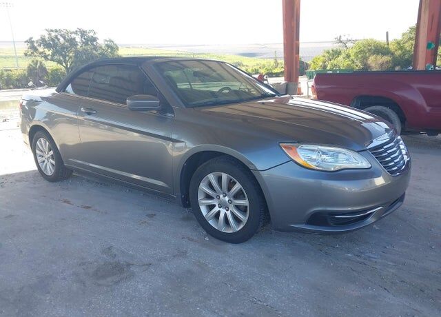 2012 CHRYSLER 200