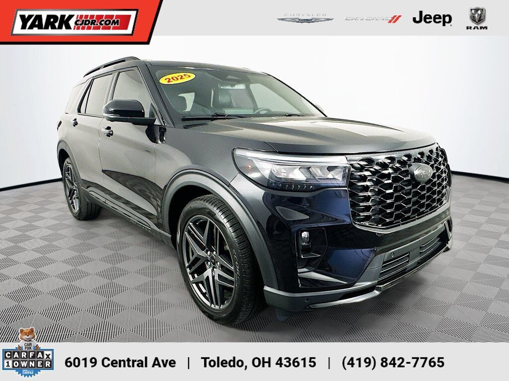 2025 FORD Explorer