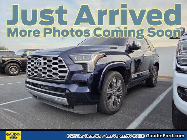 2023 TOYOTA Sequoia