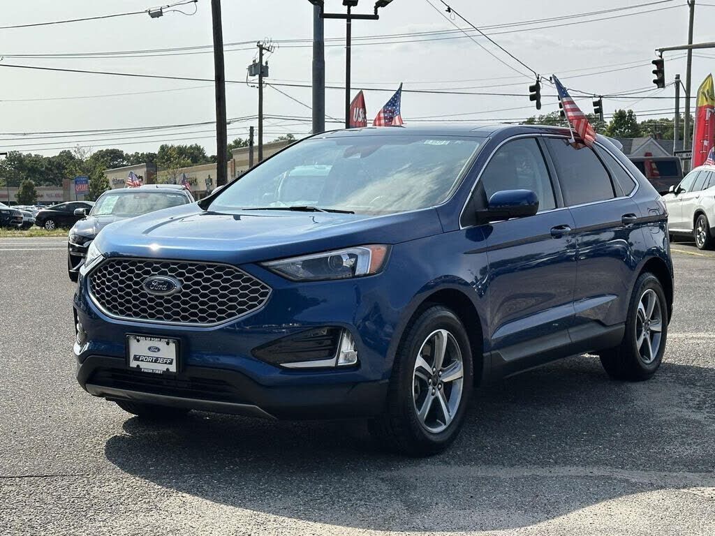 2023 FORD Edge