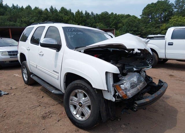 2014 CHEVROLET Tahoe
