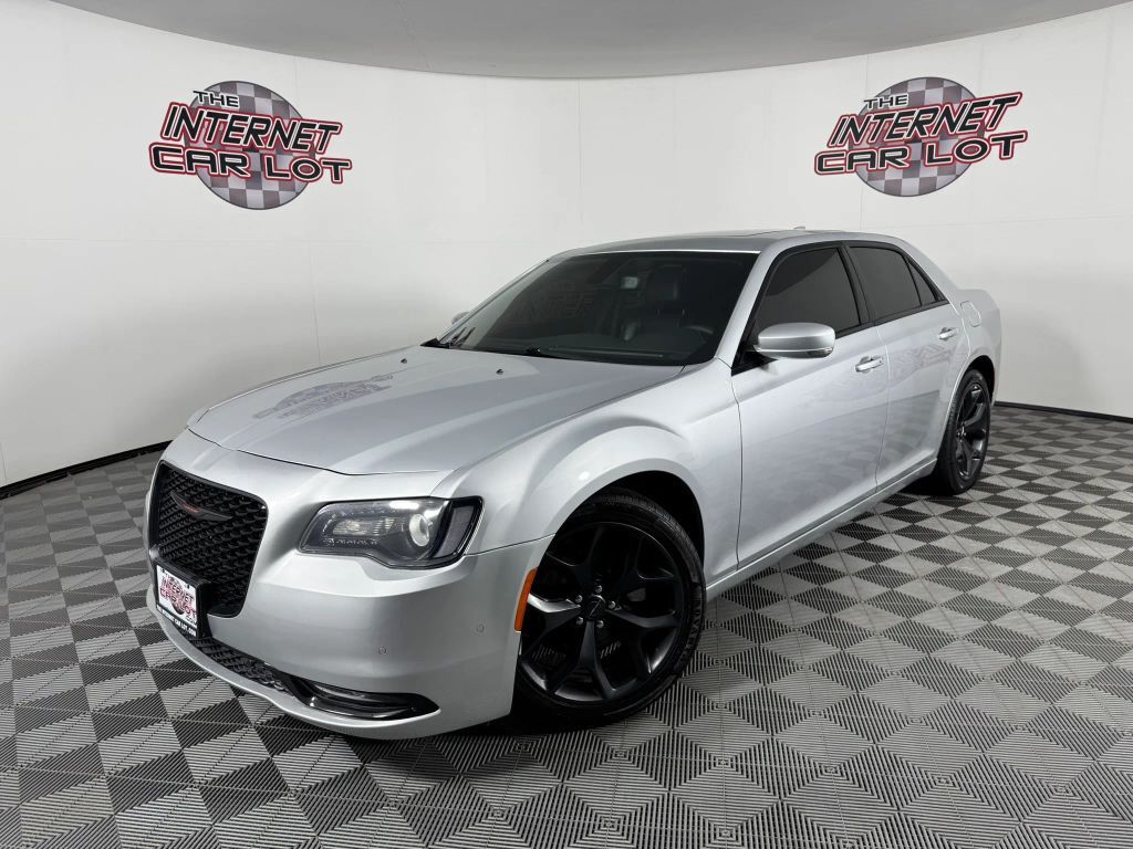 2023 CHRYSLER 300