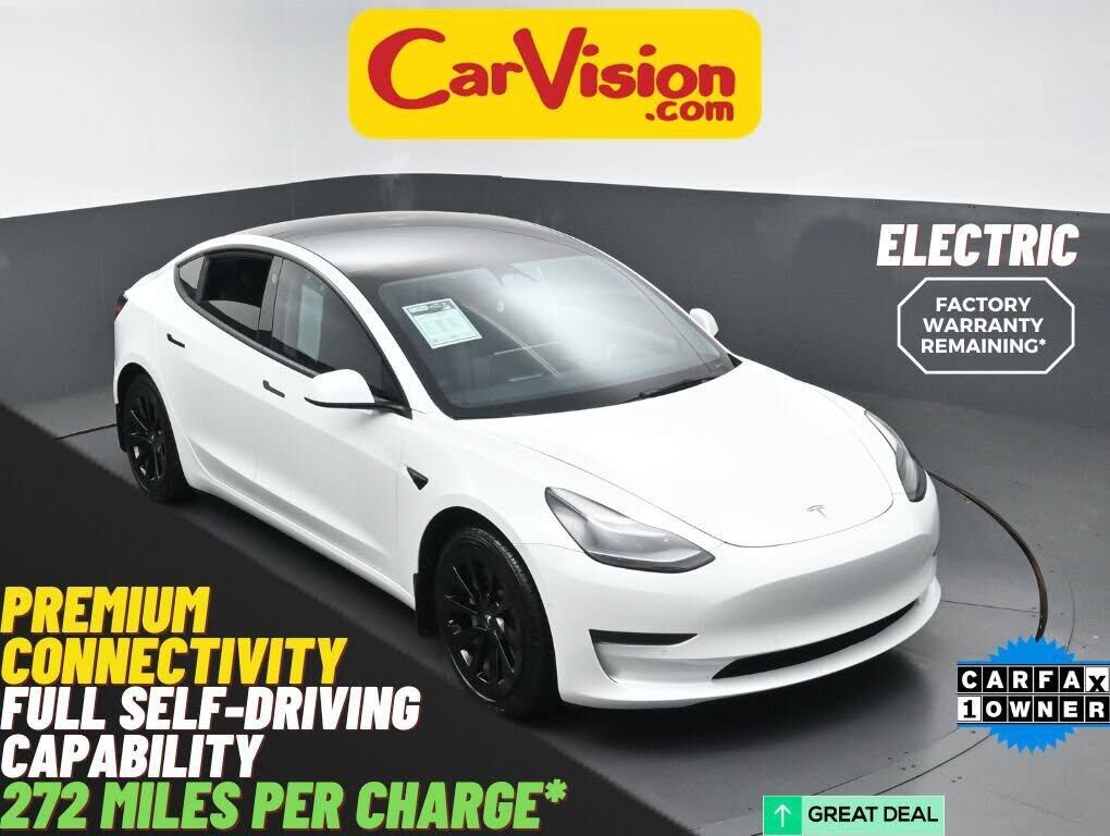 2022 TESLA Model 3